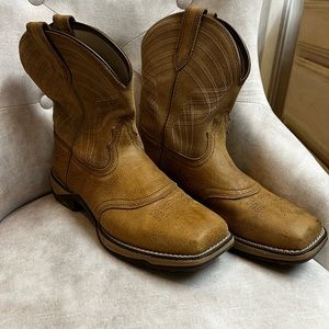 Ariat women’s work boot size 11